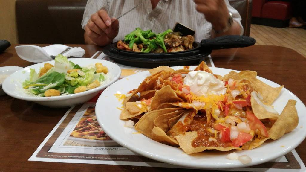 Dennys | restaurant | 300 Bercut Dr, Sacramento, CA 95814, USA | 9164401067 OR +1 916-440-1067