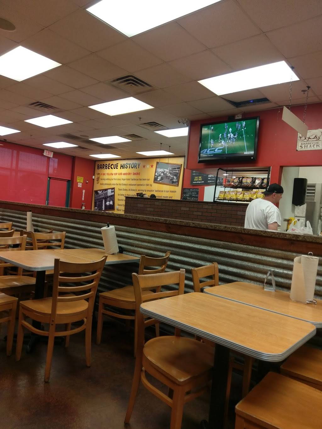 Dickeys Barbecue Pit | restaurant | 7430 Las Vegas Blvd S Ste 110, Las Vegas, NV 89123, USA | 7022204227 OR +1 702-220-4227