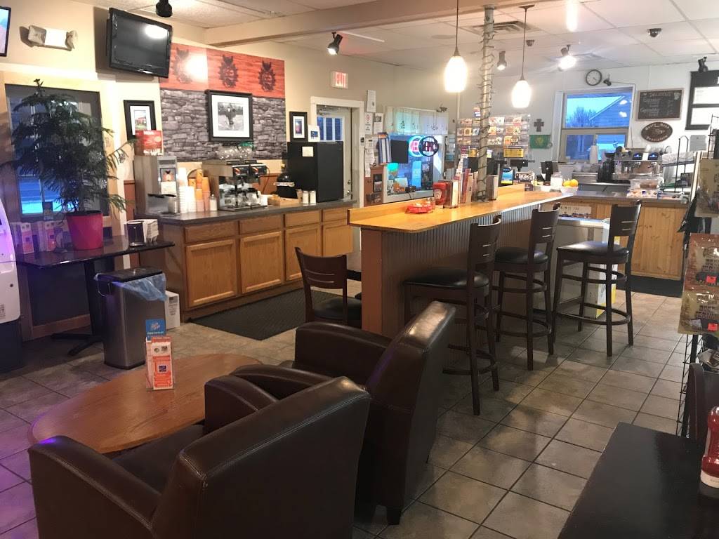 Henrys Deli & Cafe | restaurant | 583 NY-94, Warwick, NY 10990, USA | 8459868800 OR +1 845-986-8800