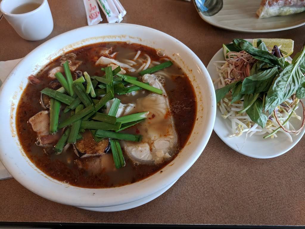 Bodard Bistro | restaurant | 8282 Bellaire Blvd #126, Houston, TX 77036, USA | 7135415999 OR +1 713-541-5999