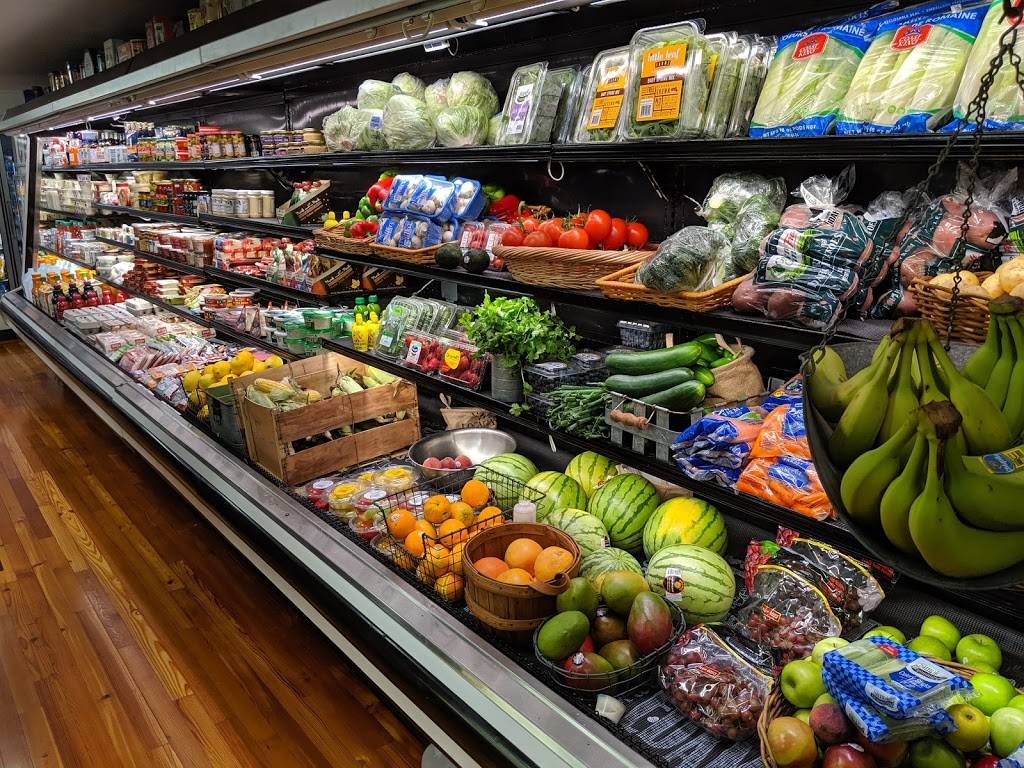 Woods Hole Market and Provisions | cafe | 87 Water St, Woods Hole, MA 02543, USA | 5085404792 OR +1 508-540-4792