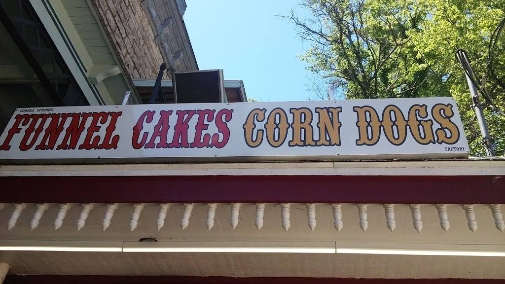 Eureka Springs Funnel Cake Factory | restaurant | 27s N Main St, Eureka Springs, AR 72632, USA | 4796166456 OR +1 479-616-6456