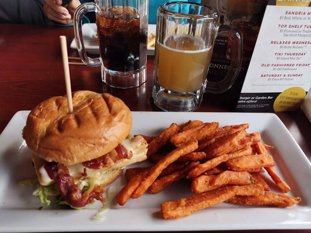 Ruby Tuesday | restaurant | 6751 Tower Rd, Denver, CO 80249, USA | 3033735800 OR +1 303-373-5800