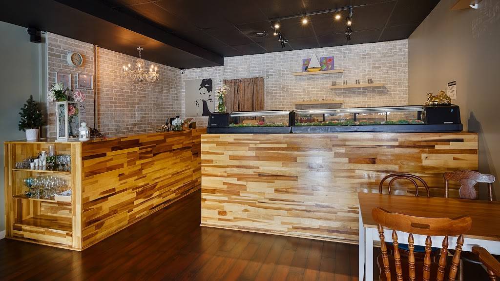 Gorilla Sushi Bar on Clark | restaurant | 4617 N Clark St, Chicago, IL 60640, USA | 7737283333 OR +1 773-728-3333