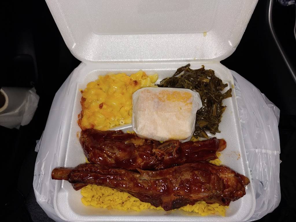 Addie Lees Soul Food | restaurant | 596 Main St, Worcester, MA 01608, USA | 5087520569 OR +1 508-752-0569