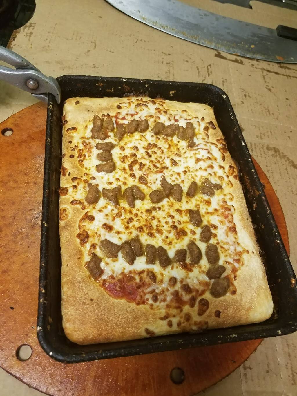 Pizza Hut | restaurant | 100 Southcreek Dr, Manteno, IL 60950, USA | 8154688676 OR +1 815-468-8676