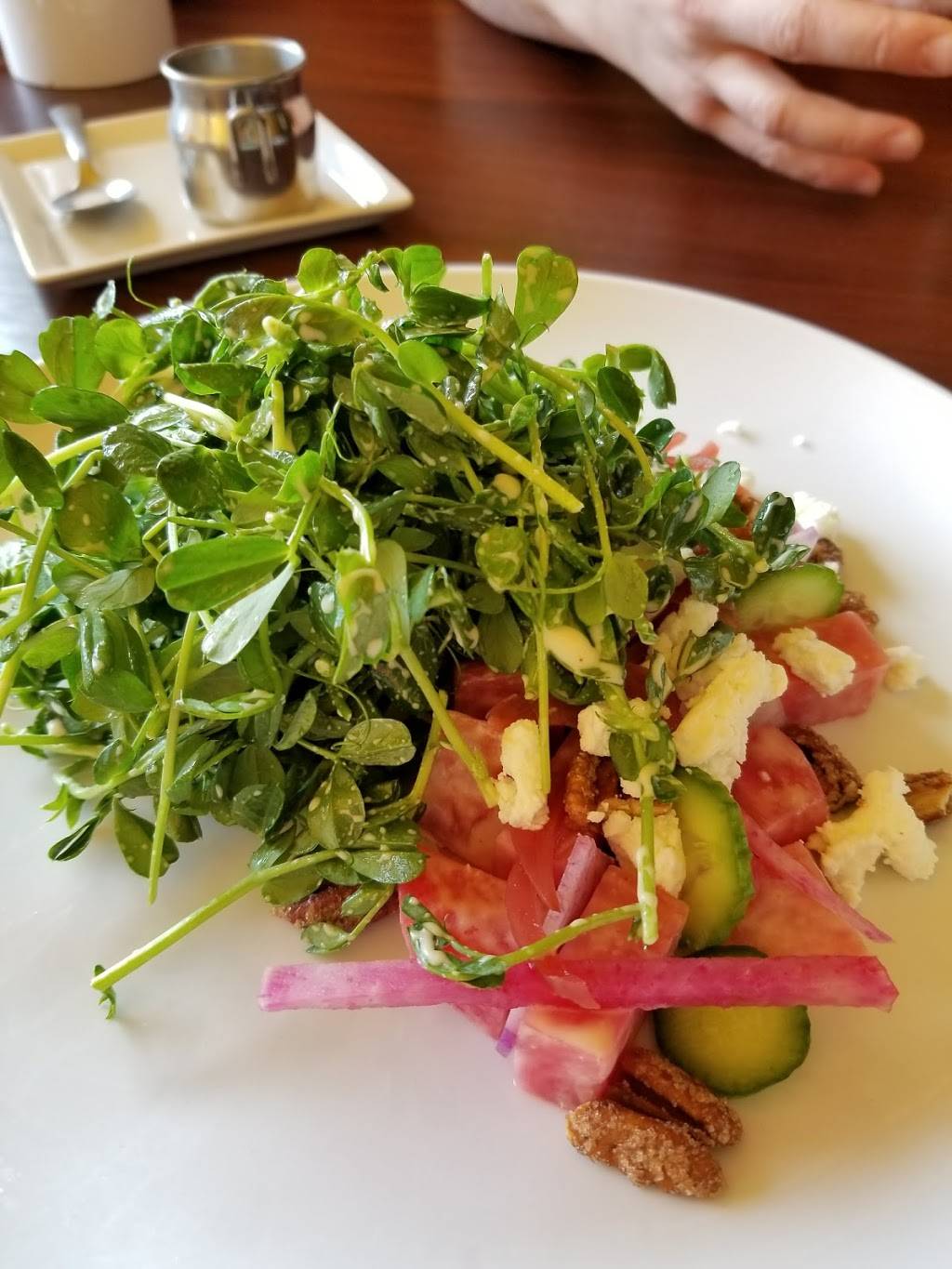 Cow & Quince | restaurant | 407 2nd St, New Glarus, WI 53574, USA | 6085272900 OR +1 608-527-2900