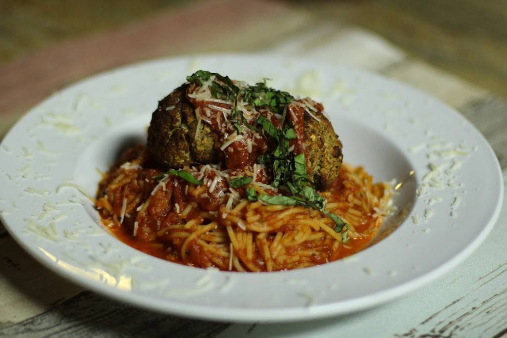 Bistro le Bliss | restaurant | 6540 Orchard Lake Rd, West Bloomfield Township, MI 48322, USA | 2483259251 OR +1 248-325-9251