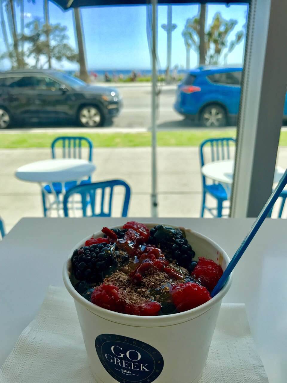 Go Greek Yogurt | restaurant | 1431 Ocean Ave, Santa Monica, CA 90401, USA | 3103102167 OR +1 310-310-2167