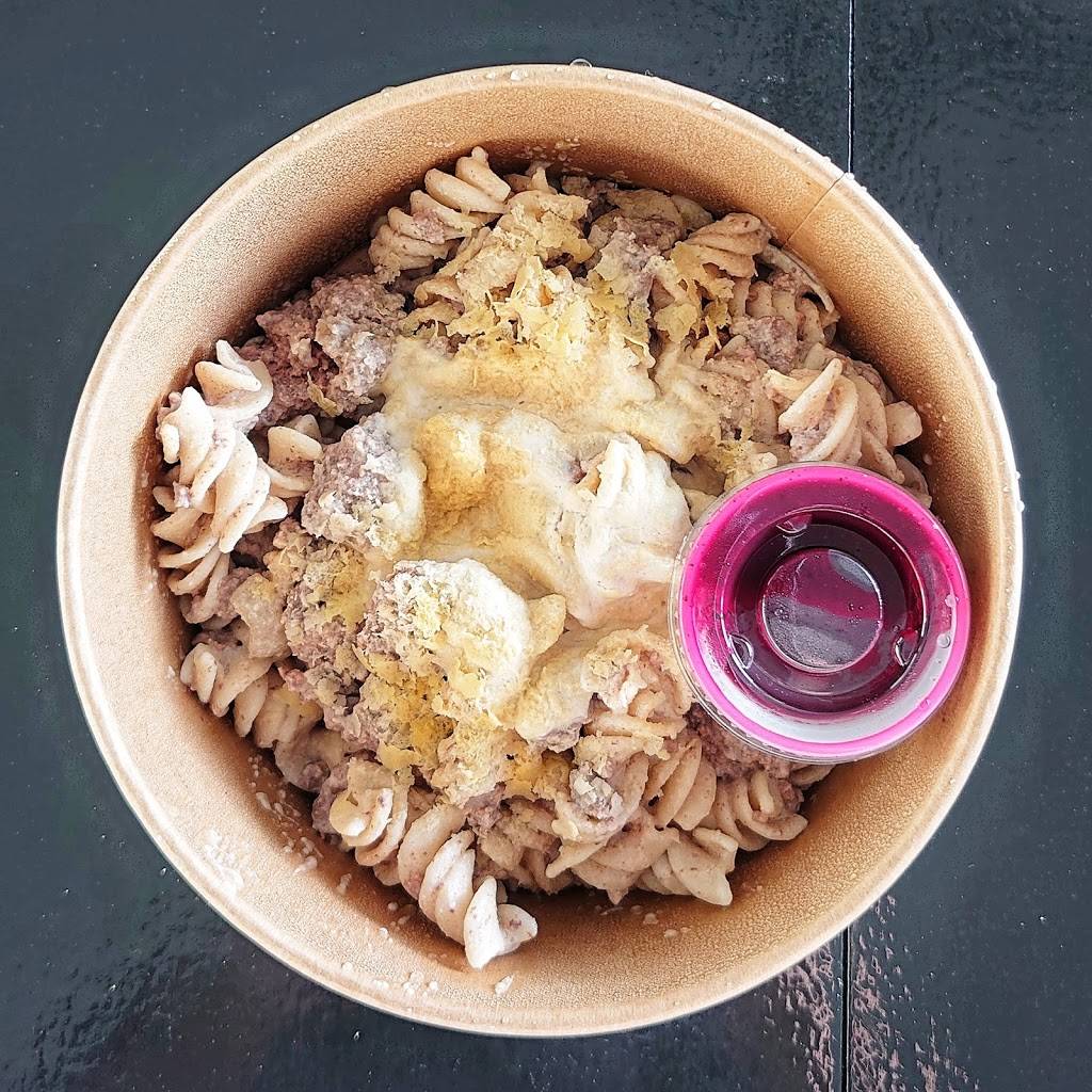 MmmChef | restaurant | 1310 Woodward Ave, Ottawa, ON K1Z 7V8, Canada | 6137615555 OR +1 613-761-5555