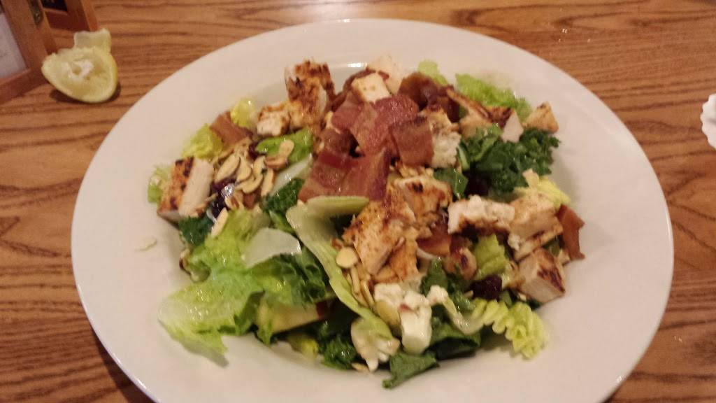 Cracker Barrel Old Country Store | restaurant | 4011 Ulmerton Rd, Clearwater, FL 33762, USA | 7275728685 OR +1 727-572-8685