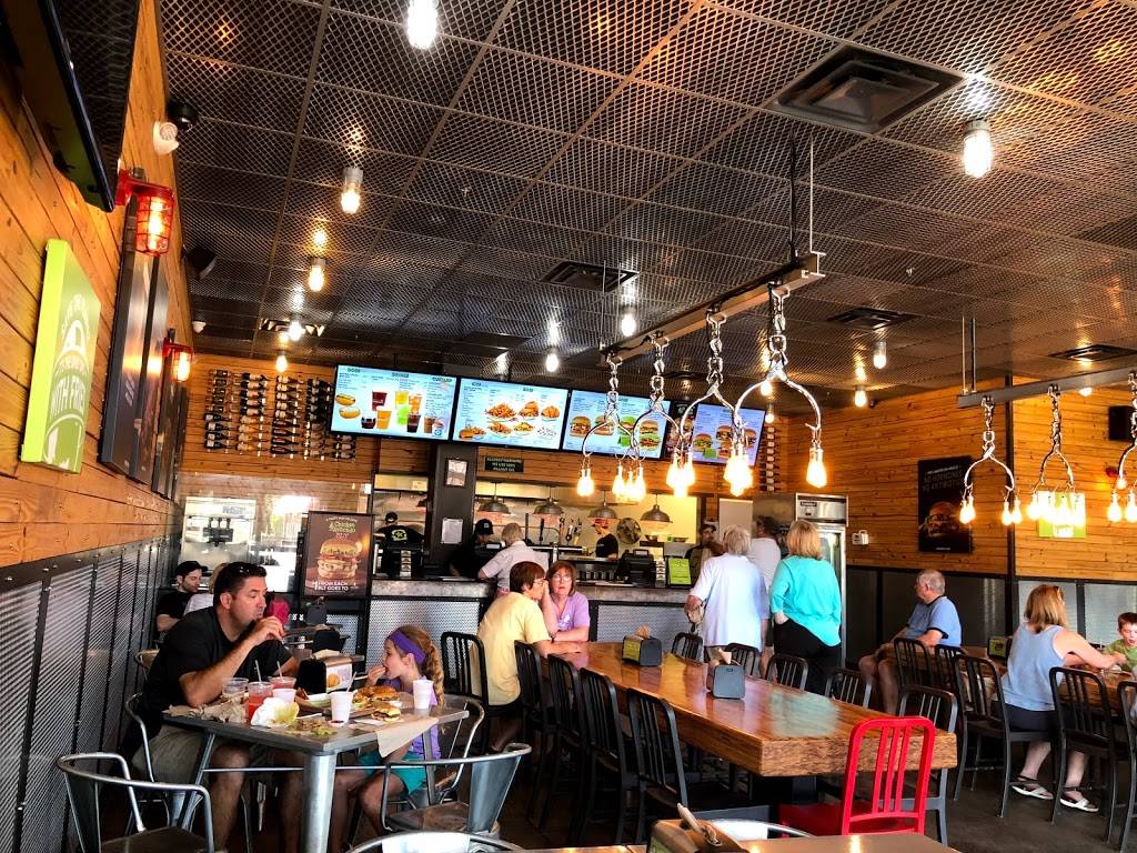 BurgerFi | restaurant | 380 W Main St #3, Simsbury, CT 06070, USA | 8602171403 OR +1 860-217-1403