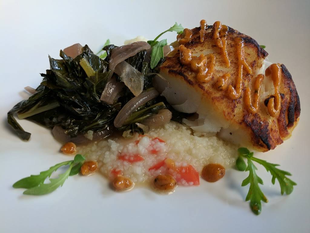 Garlic Steak & Seafood | restaurant | 907 Main St #101, Stroudsburg, PA 18360, USA | 5704766555 OR +1 570-476-6555