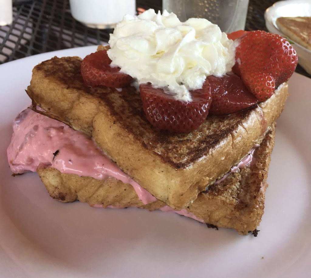 Christines Restaurant - Lake George | restaurant | 3017 Lake Shore Dr, Lake George, NY 12845, USA | 5186855228 OR +1 518-685-5228