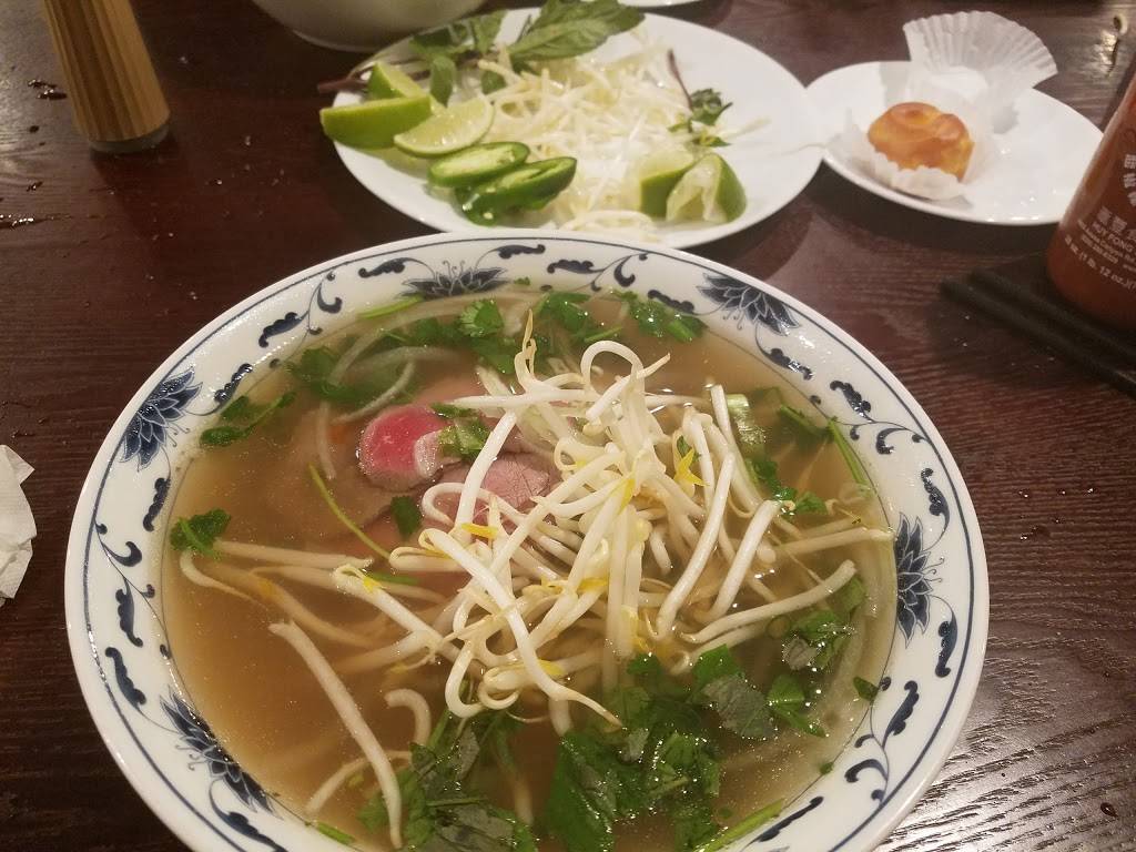 Pho Thân Brothers | restaurant | 7800 Aurora Ave N, Seattle, WA 98103, USA | 2065275973 OR +1 206-527-5973