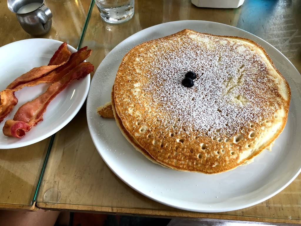 Over Easy | restaurant | 418 Kuulei Rd #103, Kailua, HI 96734, USA | 8082601732 OR +1 808-260-1732