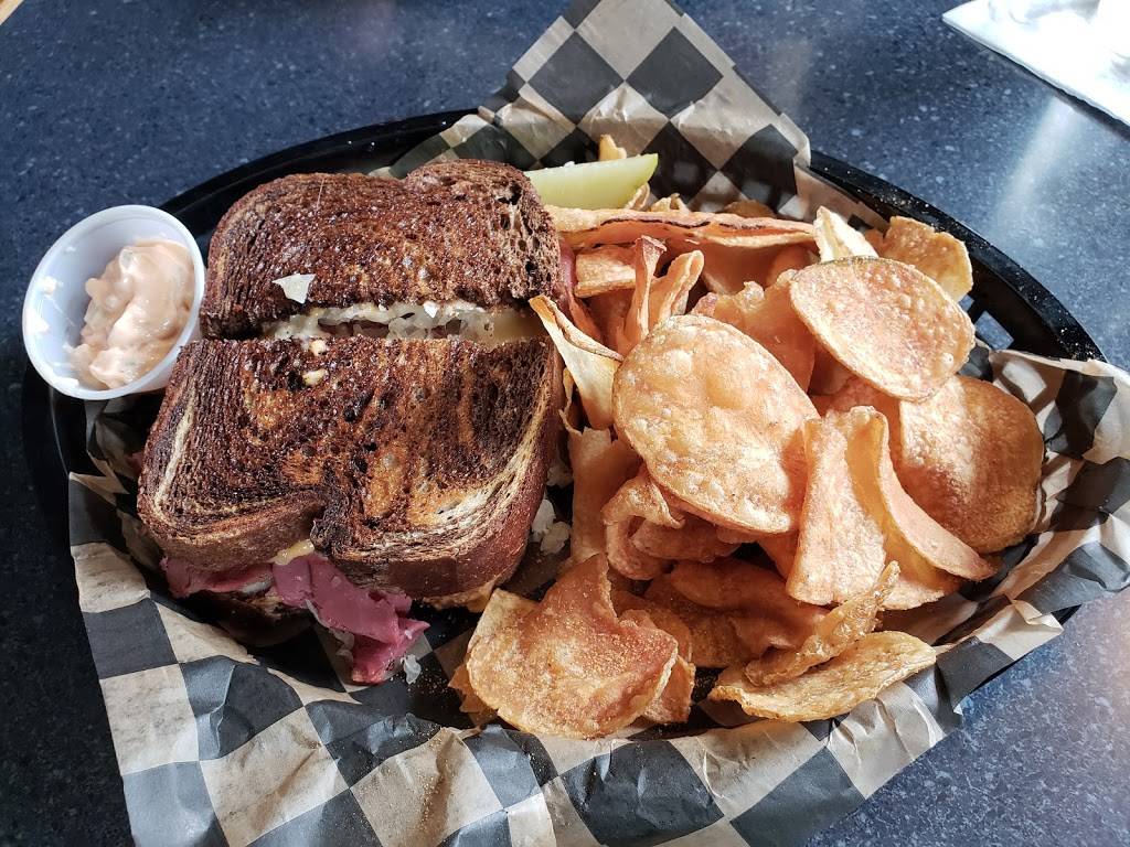 Docs Riverside Grille | restaurant | 511 Chesterfield Ave, Centreville, MD 21617, USA | 4107581707 OR +1 410-758-1707