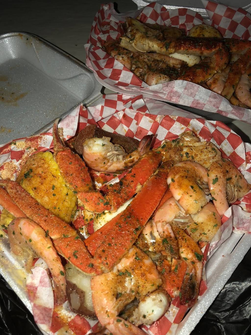 The Shrimp Man Seafood | restaurant | 2313 W Church St, Orlando, FL 32805, USA | 4077816480 OR +1 407-781-6480