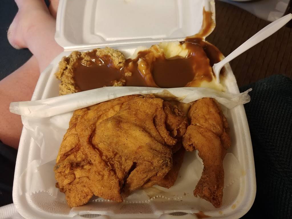 Ms. E-Vees Soul Food | restaurant | 20880 Gratiot Ave, Eastpointe, MI 48021, USA | 3133665626 OR +1 313-366-5626