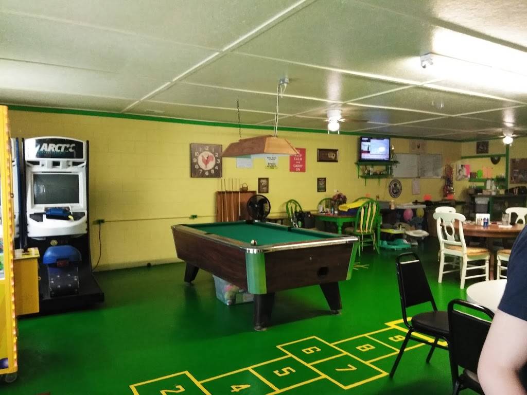 The Royal Flush | restaurant | 707 1st street, Fisk, MO 63940, USA | 5739672171 OR +1 573-967-2171