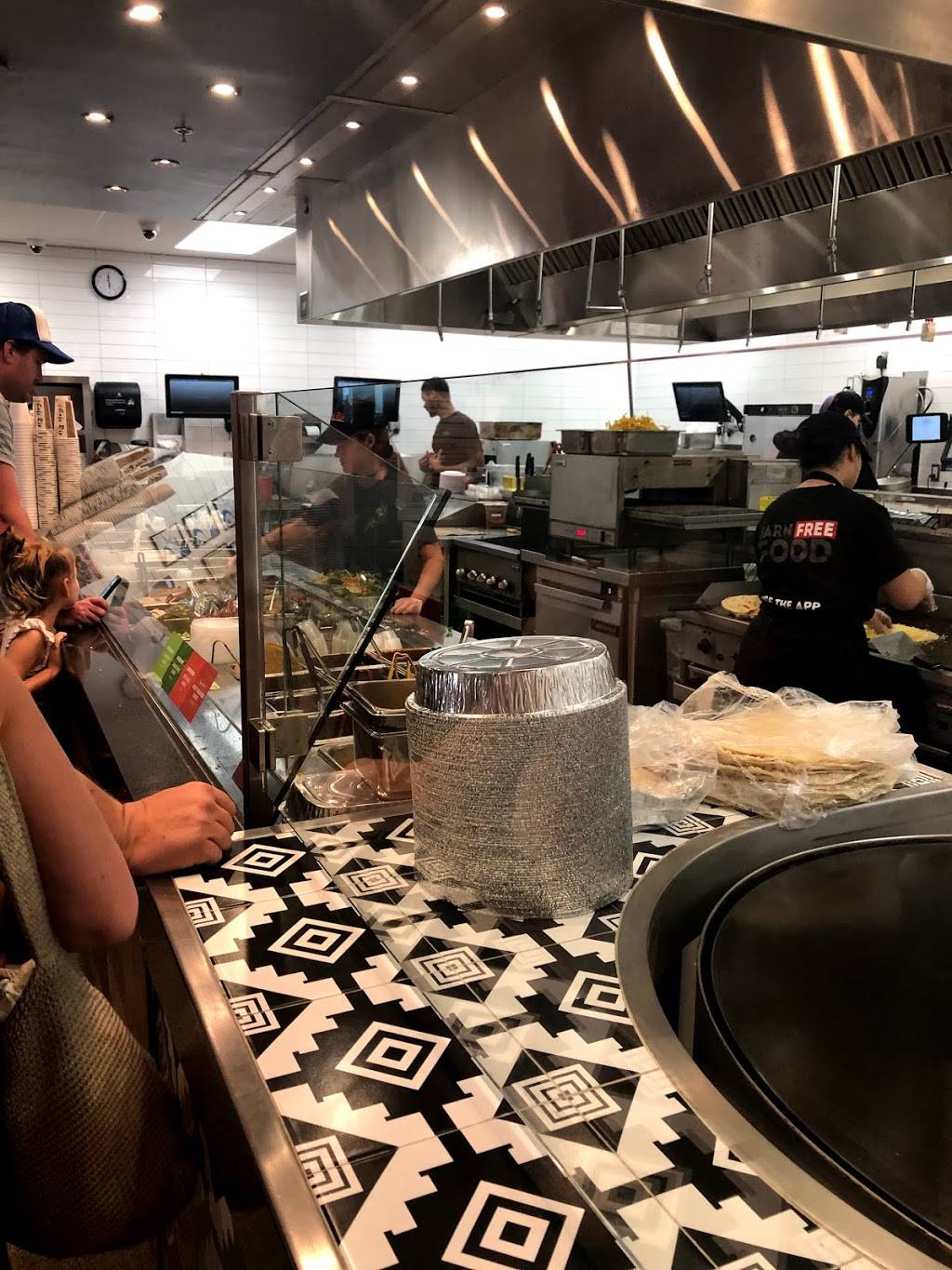 Cafe Rio Mexican Grill | restaurant | 40705 Winchester Rd, Temecula, CA 92591, USA | 9513655564 OR +1 951-365-5564