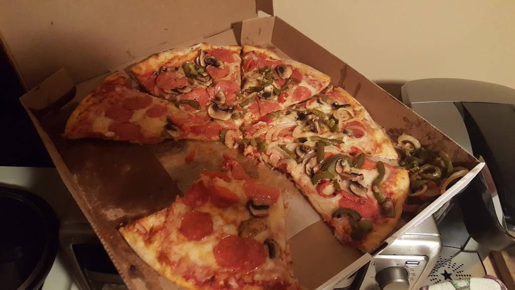 Lorenzo Bistro | restaurant | 223 New St, Woodland Park, NJ 07424, USA | 9733454141 OR +1 973-345-4141