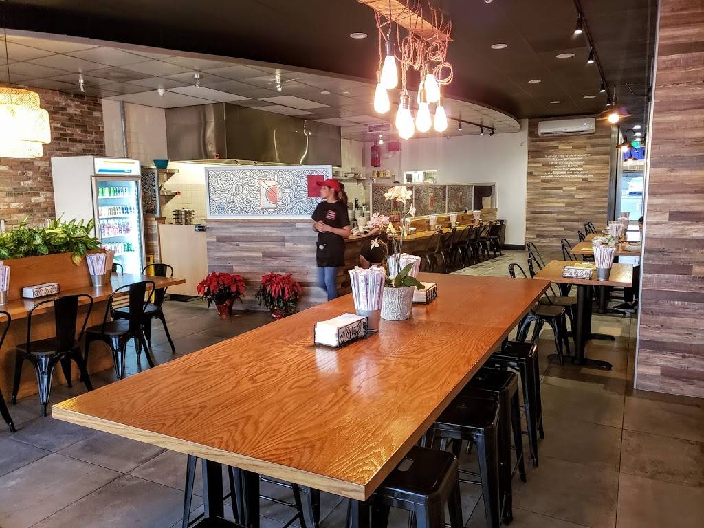 Rococo Ramen | restaurant | 16931 Devonshire St, Granada Hills, CA 91344, USA | 8182174516 OR +1 818-217-4516