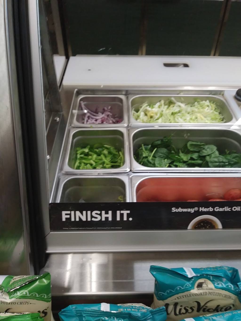 Subway | restaurant | 1401 S Neil St, Champaign, IL 61820, USA | 2173598565 OR +1 217-359-8565