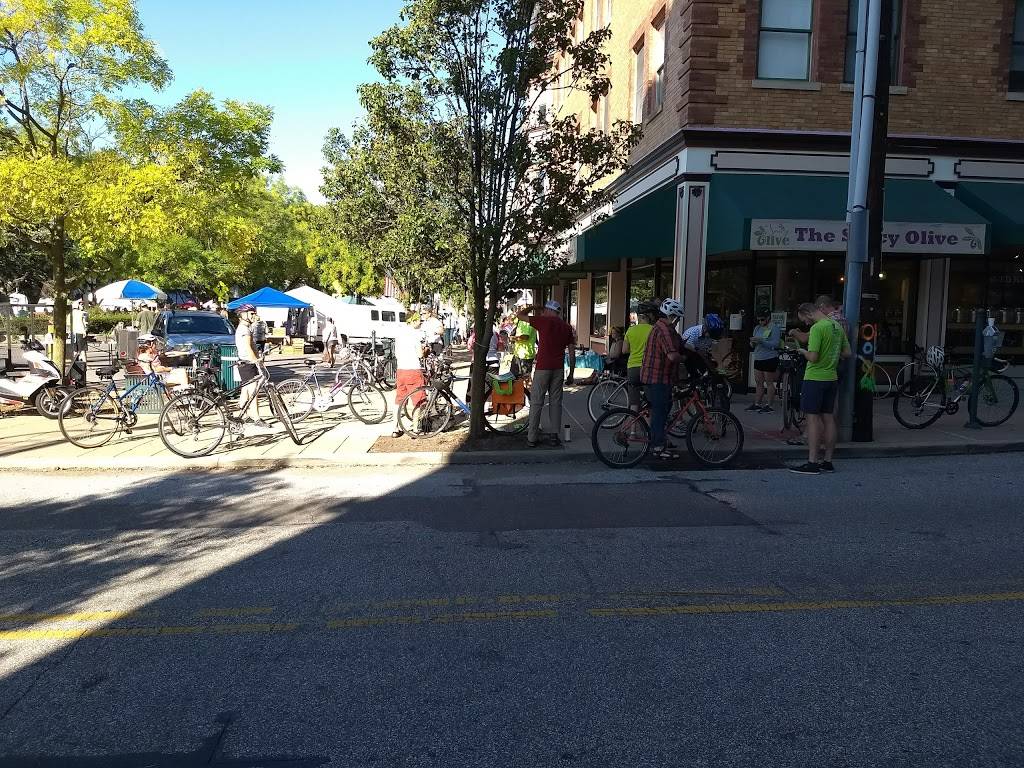 Hyde Park Farmers Market | restaurant | 2700 Erie Ave, Cincinnati, OH 45208, USA | 5136042492 OR +1 513-604-2492