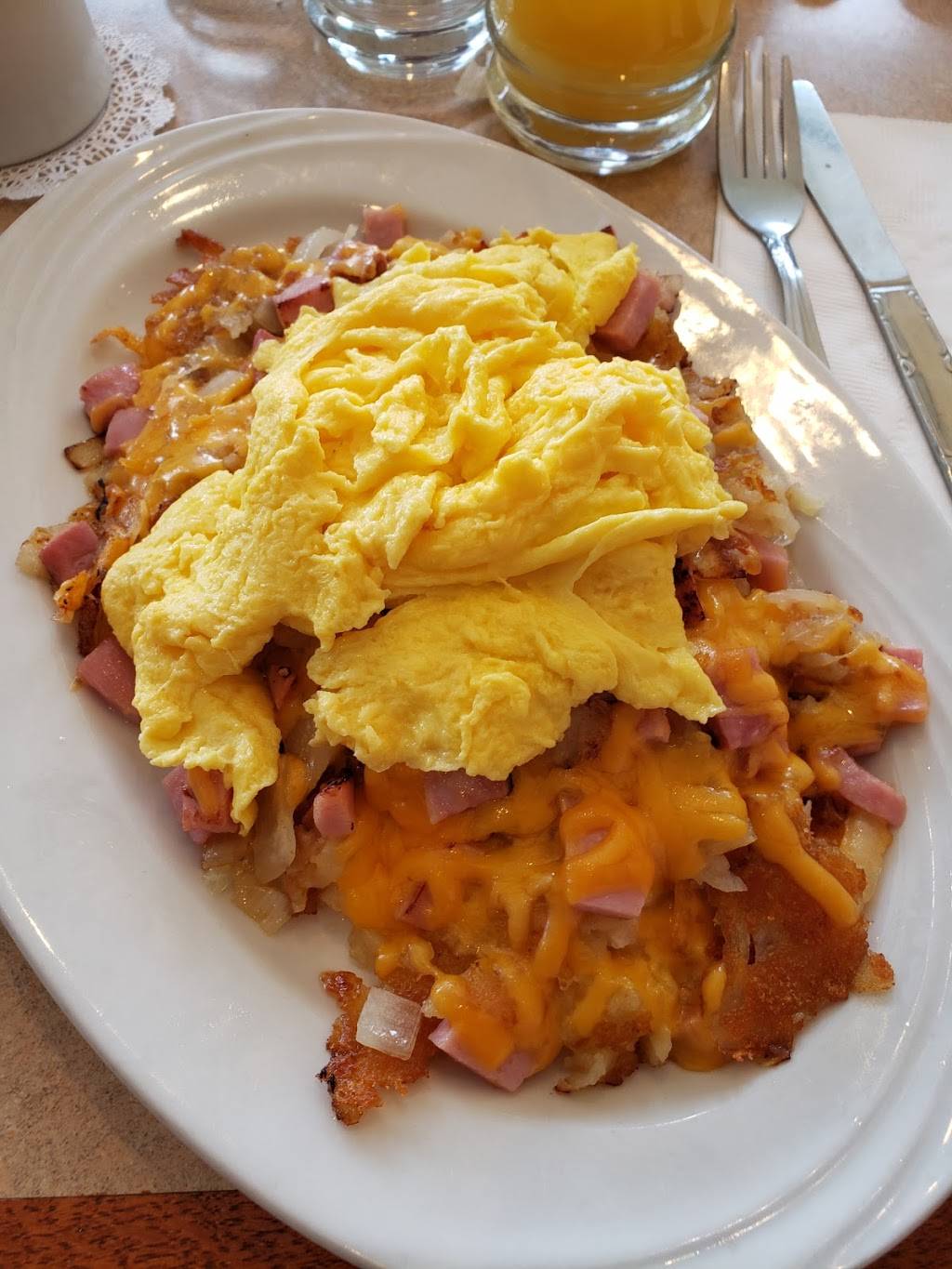 Lemont Street Cafe | restaurant | 7329 Lemont Rd, Downers Grove, IL 60516, USA | 6309682944 OR +1 630-968-2944