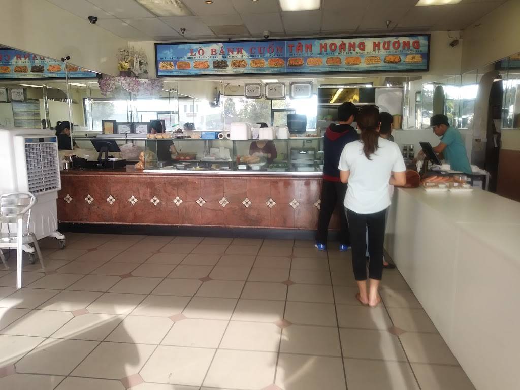 Tan Hoang Huong | bakery | 5015 W Edinger Ave H, Santa Ana, CA 92704, USA | 7145312488 OR +1 714-531-2488