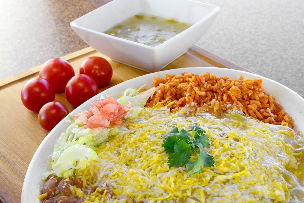 Twisters Burgers and Burritos | restaurant | 2809 Juan Tabo Blvd NE, Albuquerque, NM 87112, USA | 5052961575 OR +1 505-296-1575