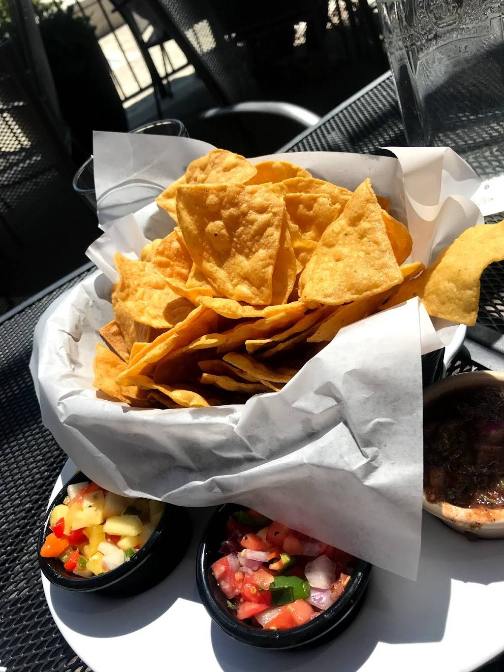 Margs Taco Bistro | restaurant | 10164 Donner Pass Rd, Truckee, CA 96161, USA | 5305876274 OR +1 530-587-6274