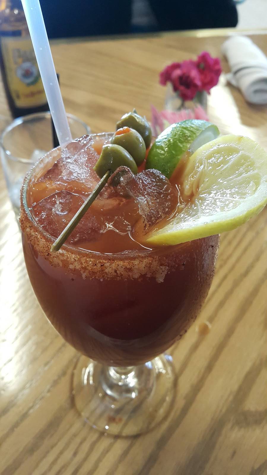 Steve Os Beer Garden | restaurant | 12040 Tierra Este Rd #201, El Paso, TX 79938, USA | 9158573663 OR +1 915-857-3663