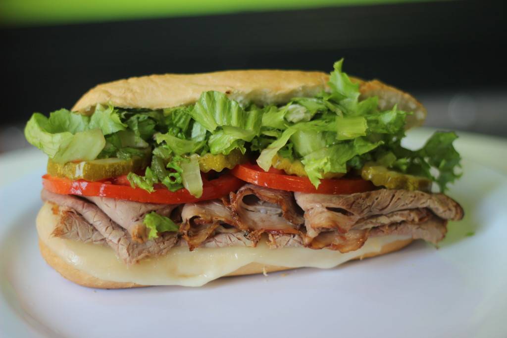 Mindy Bs Deli | restaurant | 828 Georgia Ave, Chattanooga, TN 37402, USA | 4235217932 OR +1 423-521-7932