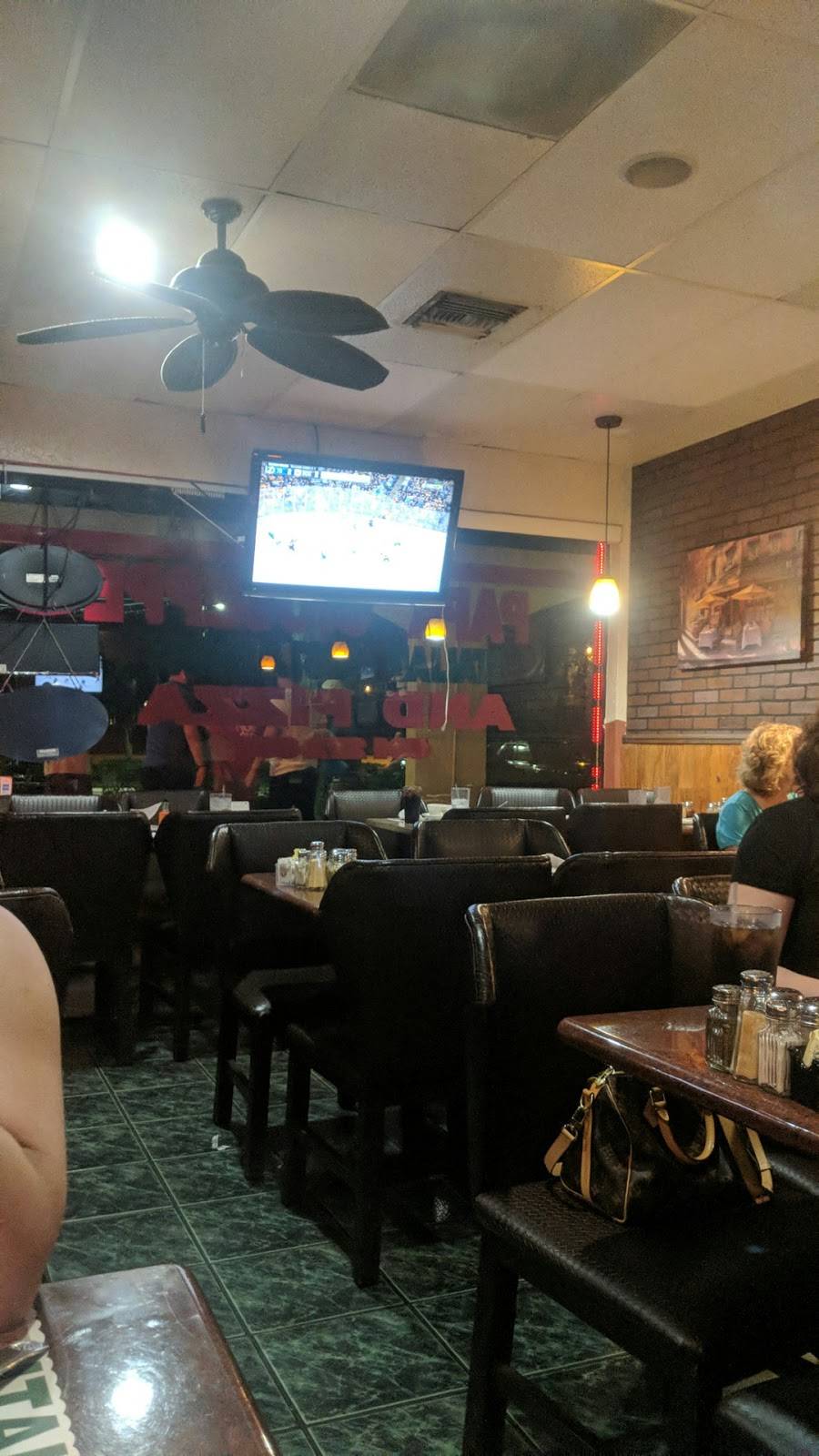 Papa Giuseppe Pizza | restaurant | 900 Linton Blvd Ste 920, Delray Beach, FL 33444, USA | 5612728585 OR +1 561-272-8585