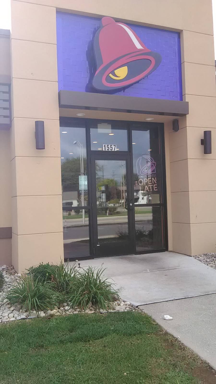 Taco Bell | meal takeaway | 1557 W Broad St, Columbus, OH 43222, USA | 6142760334 OR +1 614-276-0334