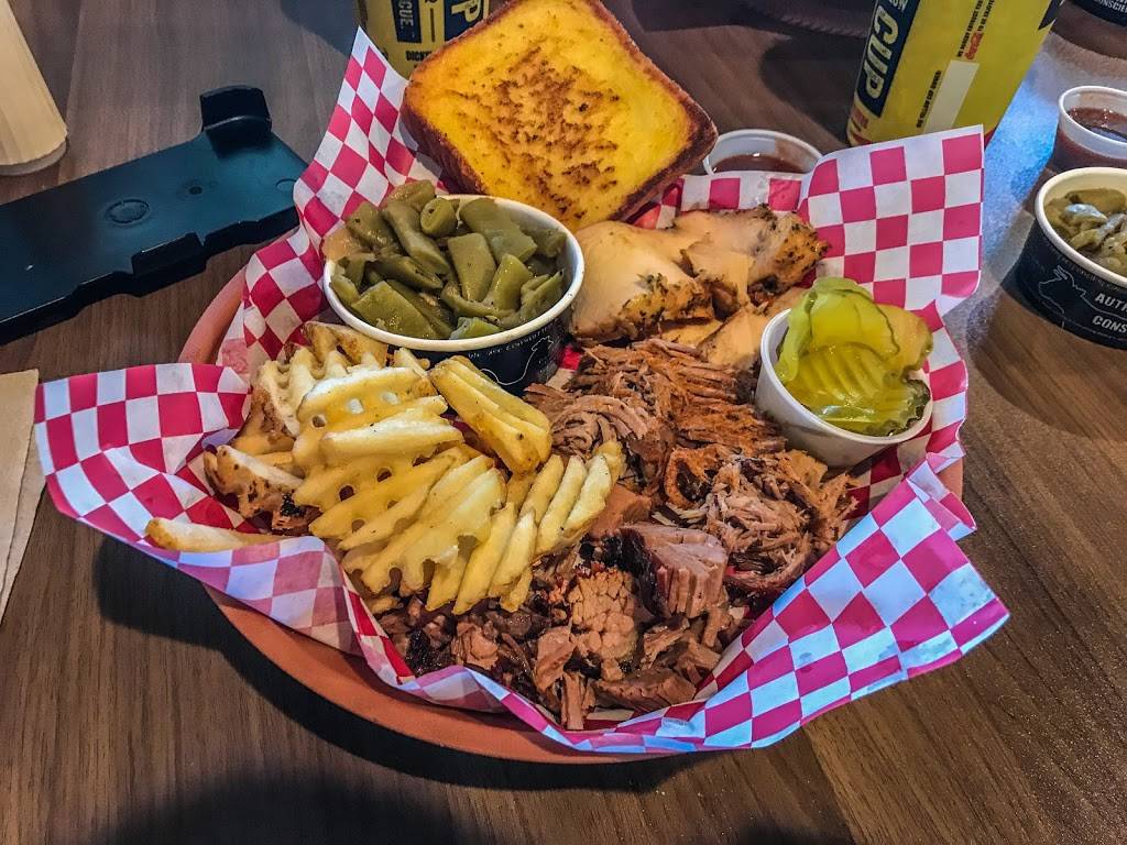 Dickeys Barbecue Pit | restaurant | 10564 S US Hwy 15 501 N, Southern Pines, NC 28387, USA | 9107251080 OR +1 910-725-1080