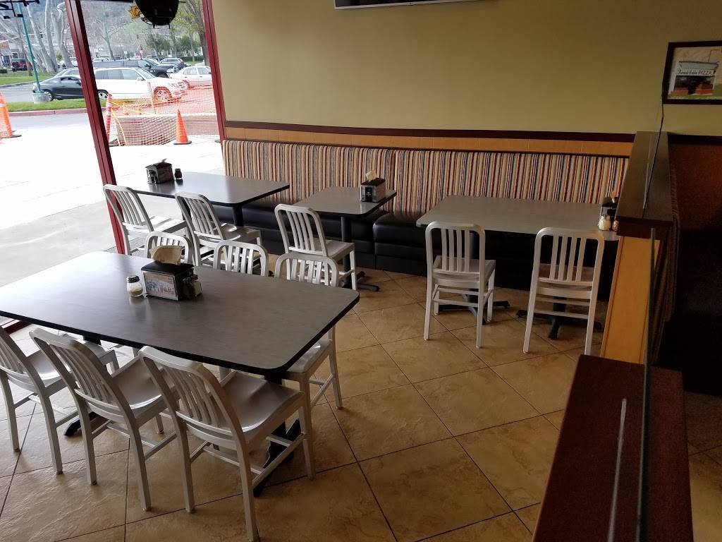 Round Table Pizza | meal delivery | 6654 Koll Center Pkwy, Pleasanton, CA 94566, USA | 9254844440 OR +1 925-484-4440