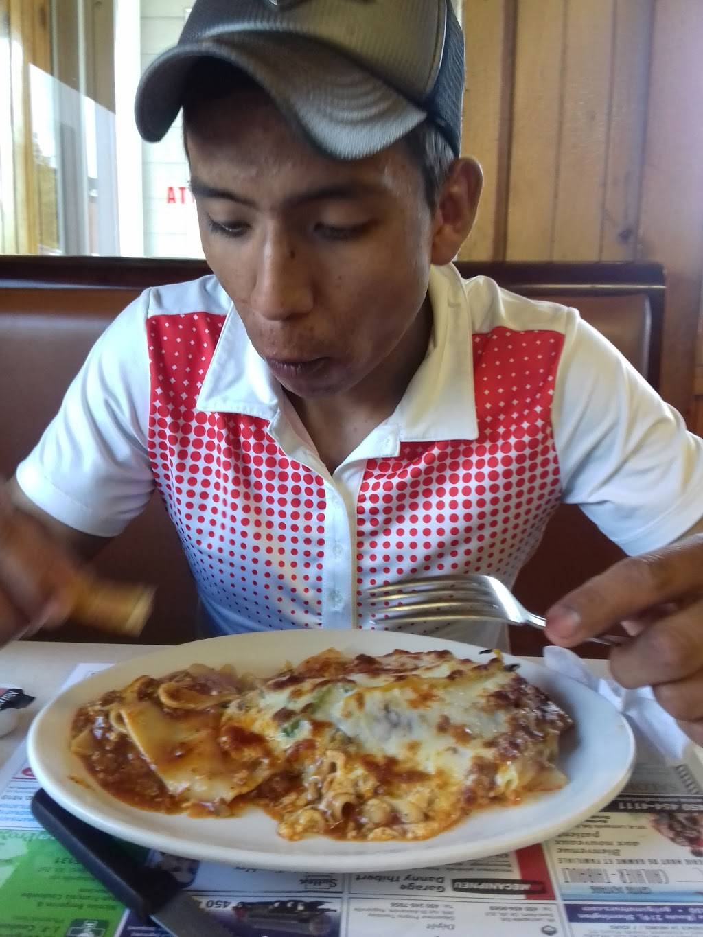 St. Remi Snack Bar | restaurant | 687 Rue Notre Dame, Saint-Rémi, QC J0L 2L0, Canada | 4504549482 OR +1 450-454-9482