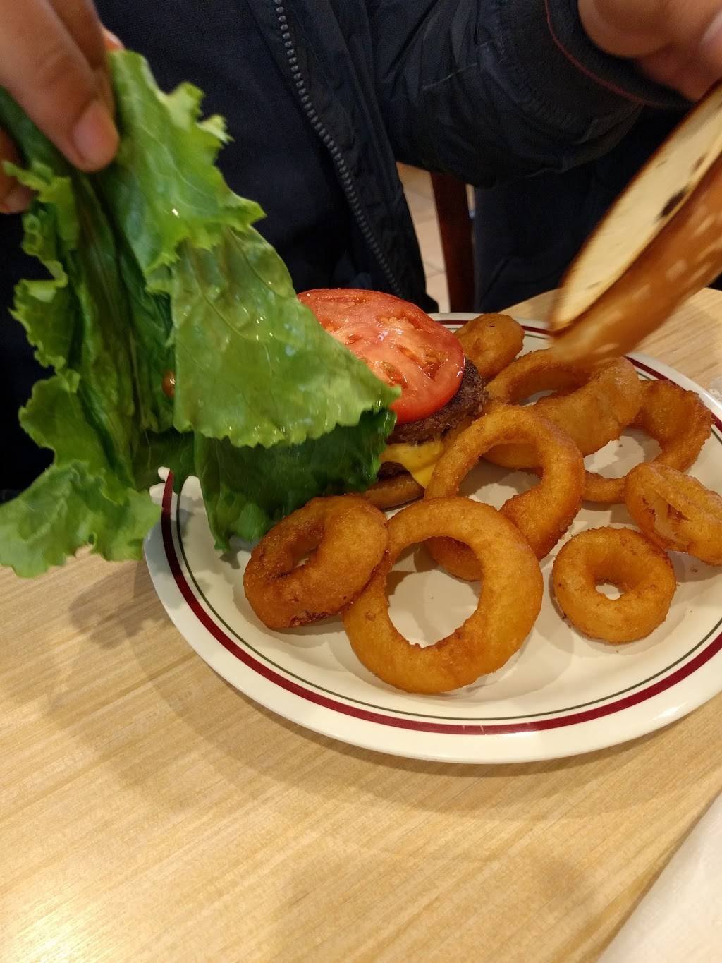 Huddle House | restaurant | 10 N Wood St, Bonne Terre, MO 63628, USA | 5733585882 OR +1 573-358-5882