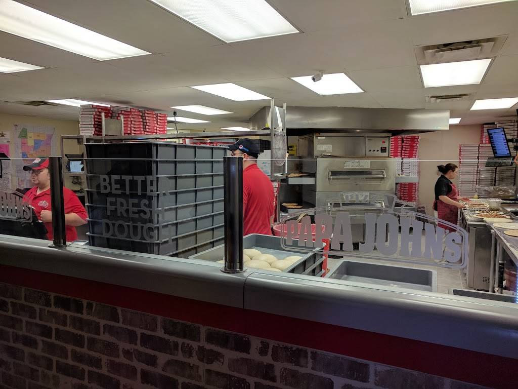 Papa Johns Pizza | restaurant | 707 24th St, Ames, IA 50010, USA | 5159563737 OR +1 515-956-3737