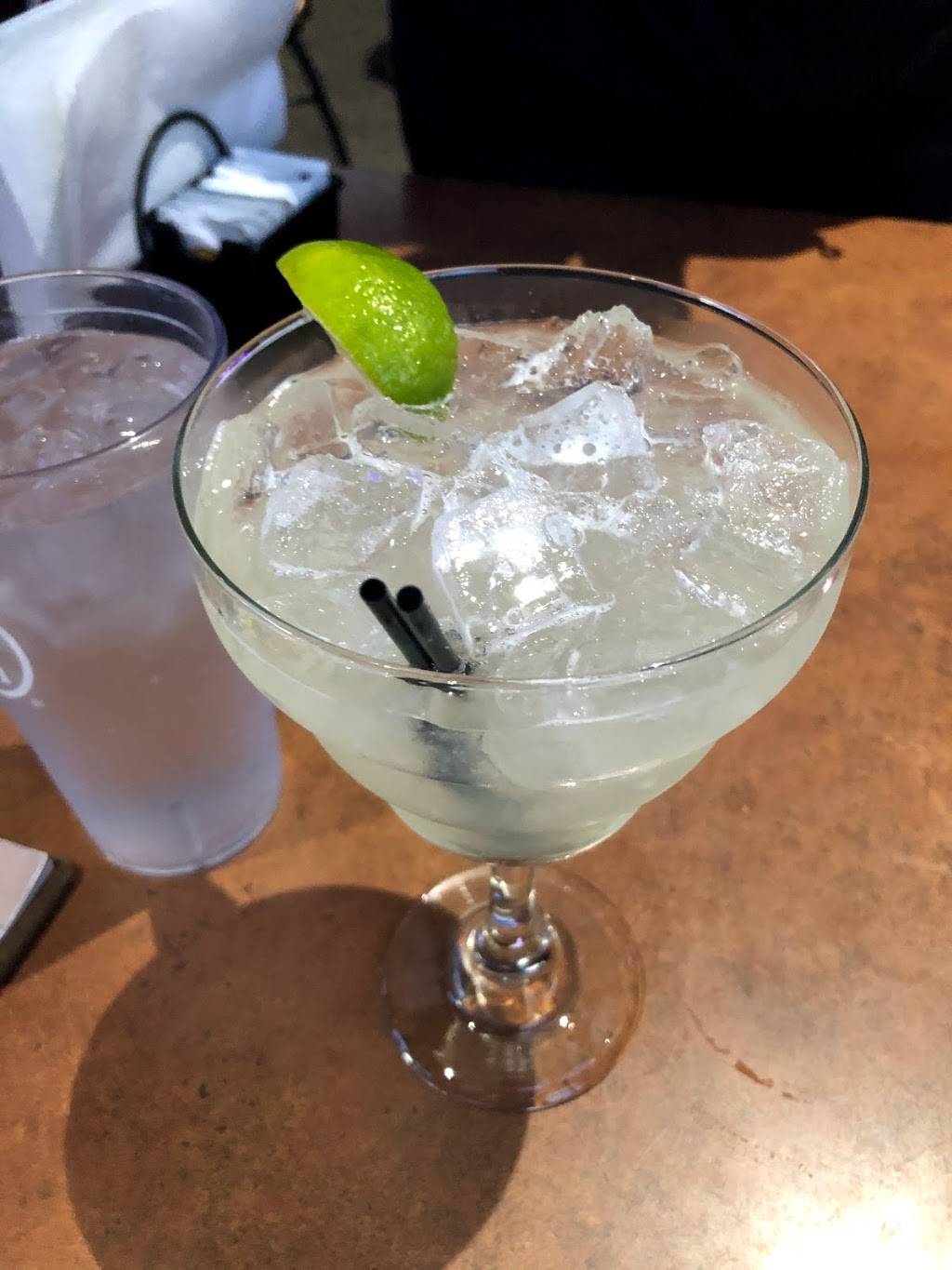 Buffalo Wild Wings | meal takeaway | 20110 E Jackson Dr, Independence, MO 64057, USA | 8167956200 OR +1 816-795-6200