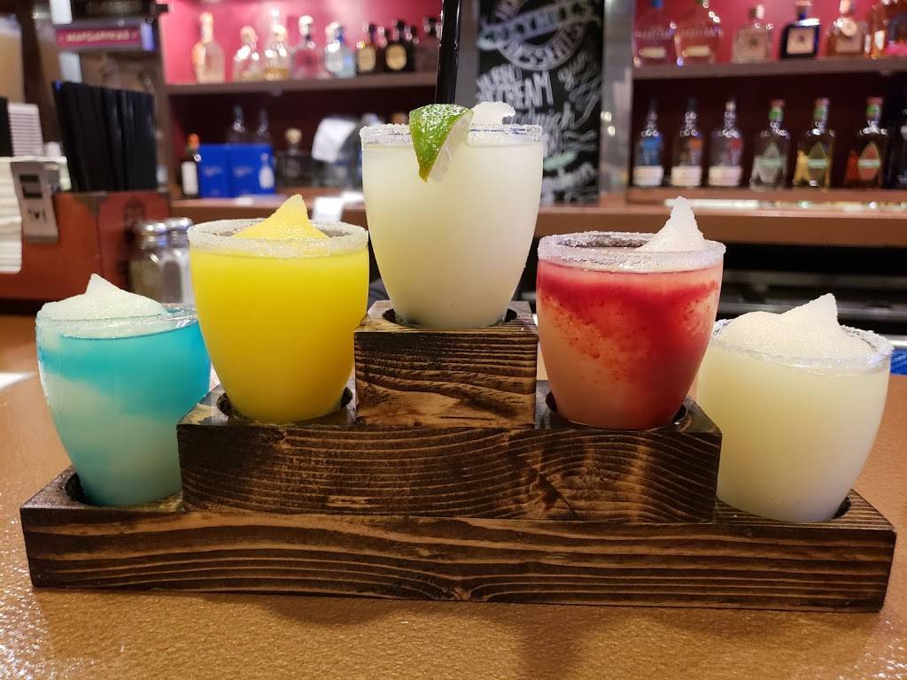 Cozymels Mexican Grill | restaurant | 311 E Loop Rd, Wheaton, IL 60189, USA | 6308711030 OR +1 630-871-1030