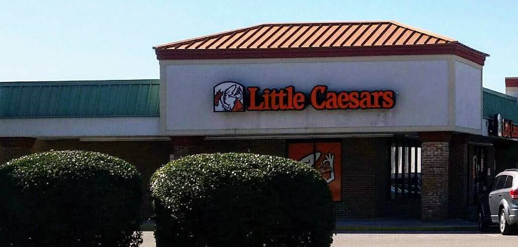 Little Caesars Pizza | meal takeaway | 2642-15 Carolina Beach Rd, Wilmington, NC 28412, USA | 9108338586 OR +1 910-833-8586