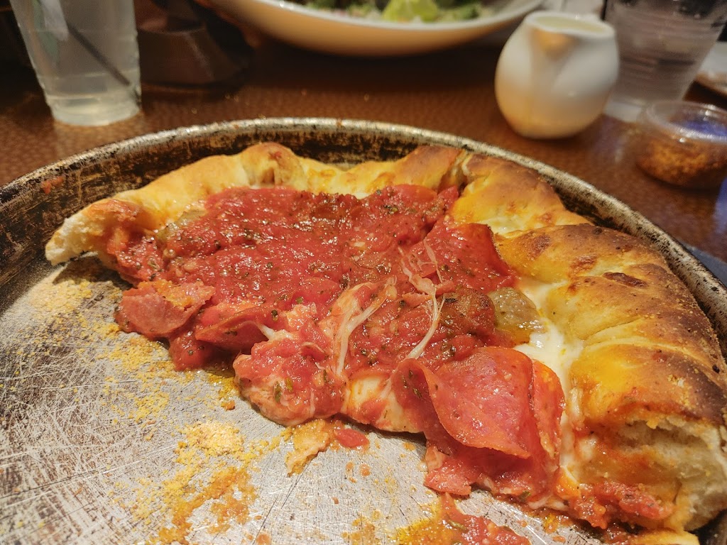 Chicago Brewing Co at Four Queens | restaurant | 202 E Fremont St, Las Vegas, NV 89101, USA | 7023854011 OR +1 702-385-4011