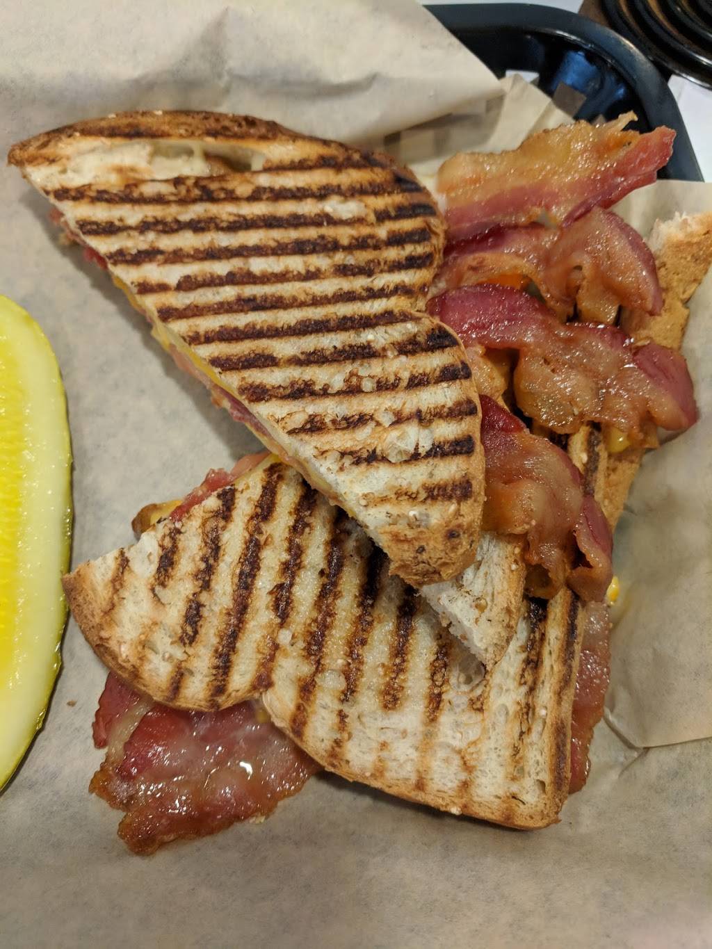 Griffs Deli | restaurant | 1640 Scottsville Rd, Bowling Green, KY 42103, USA | 2709044743 OR +1 270-904-4743