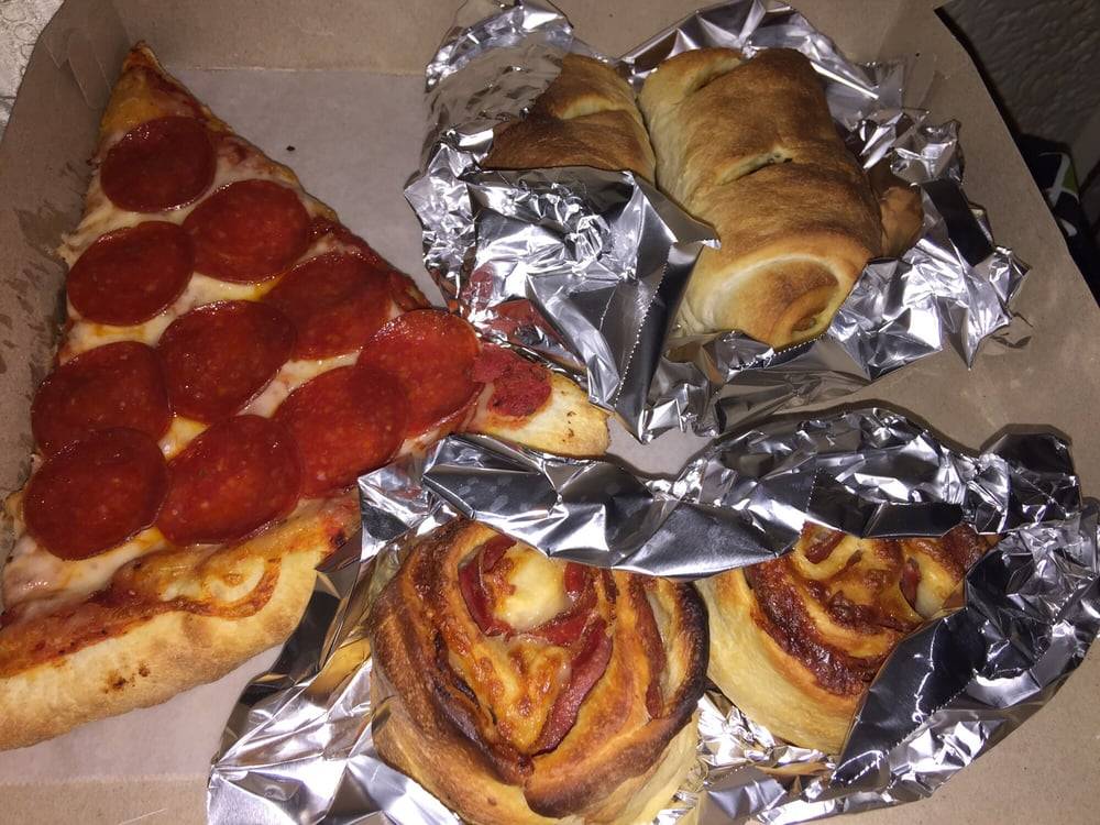 Angelos Pizza | restaurant | 2117 Cortelyou Rd, Brooklyn, NY 11226, USA | 7182843054 OR +1 718-284-3054