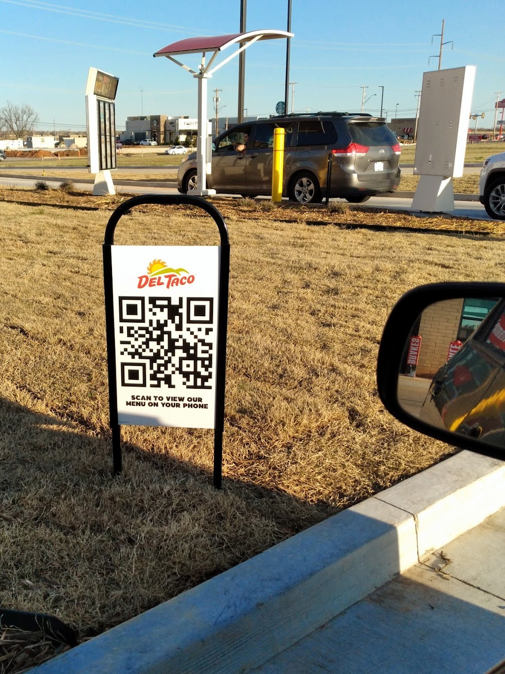 Del Taco | meal takeaway | 13201 N Pennsylvania Ave, Quail Springs, OK 73120, USA | 4059369018 OR +1 405-936-9018