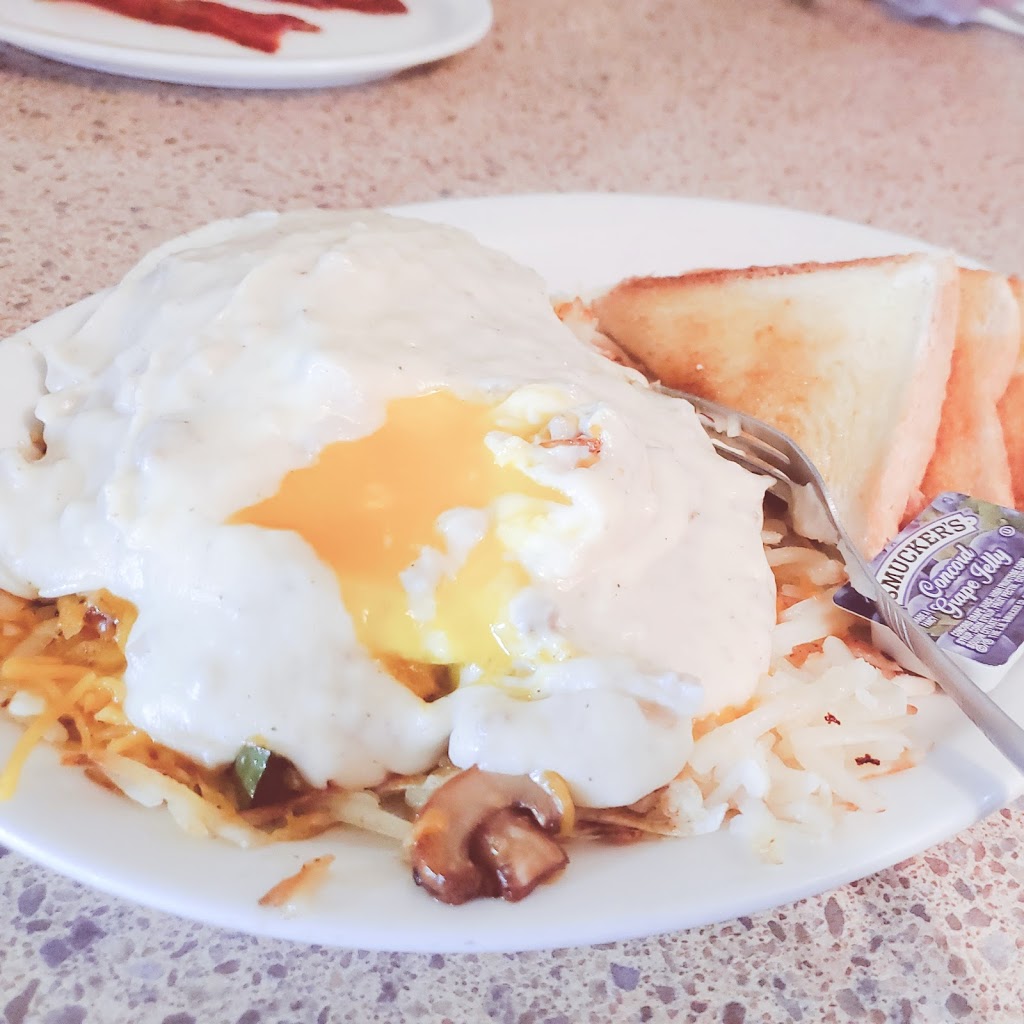 Ma and Pa’s Family Style Restaurant | restaurant | 210 Vaughn Ave, Mountain Grove, MO 65711, USA | 4172174307 OR +1 417-217-4307